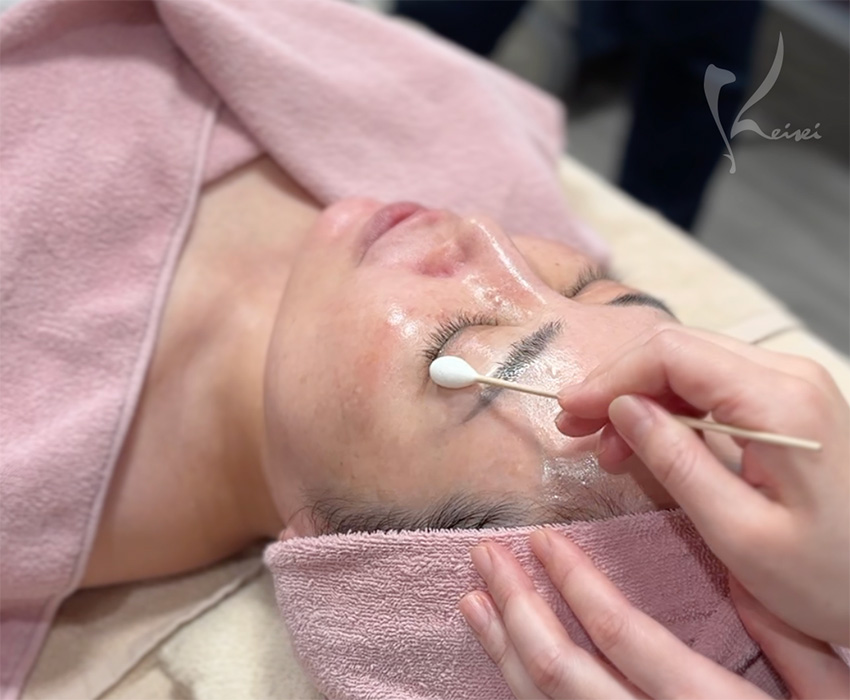 ララピール第2薬を塗布