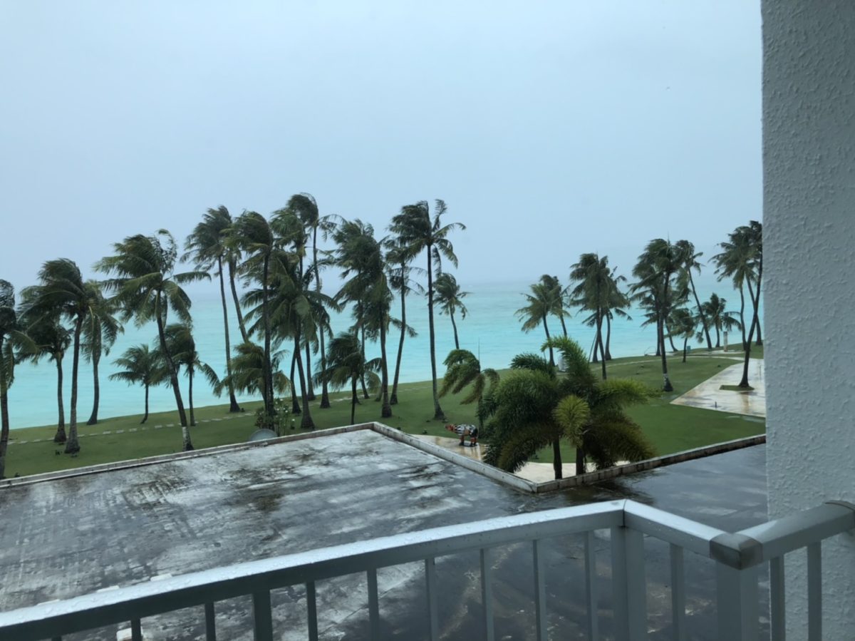 慰安旅行 グアム 台風 オーシャンビュー