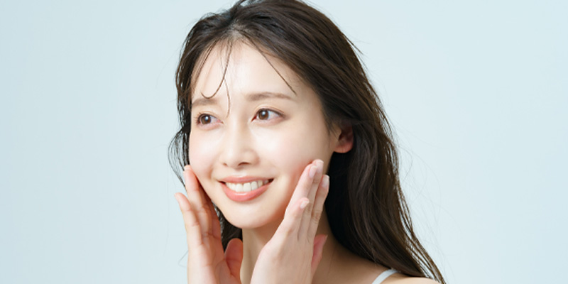 表情ジワや乾燥小ジワが綺麗になった女性のイメージ