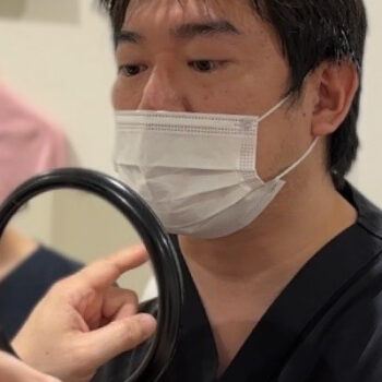 菅野医師