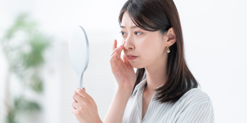 貴族ヒアルロン酸のリスクが気になる女性のイメージ