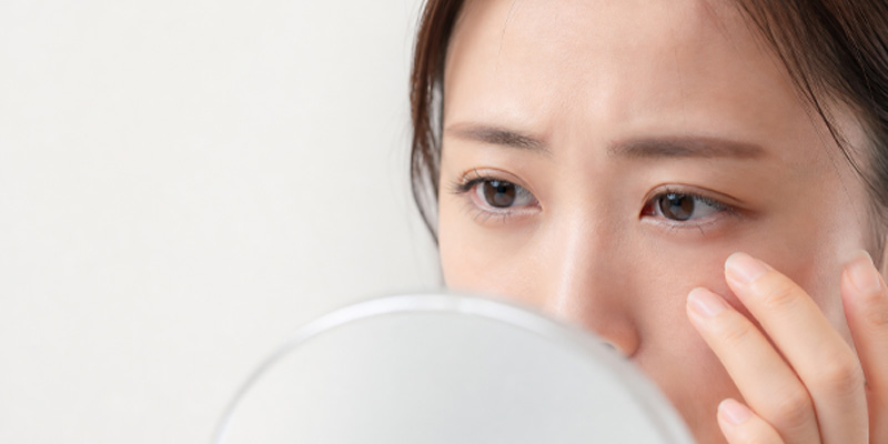 医師が一人ひとりのまぶたに合う二重施術を提案するイメージ