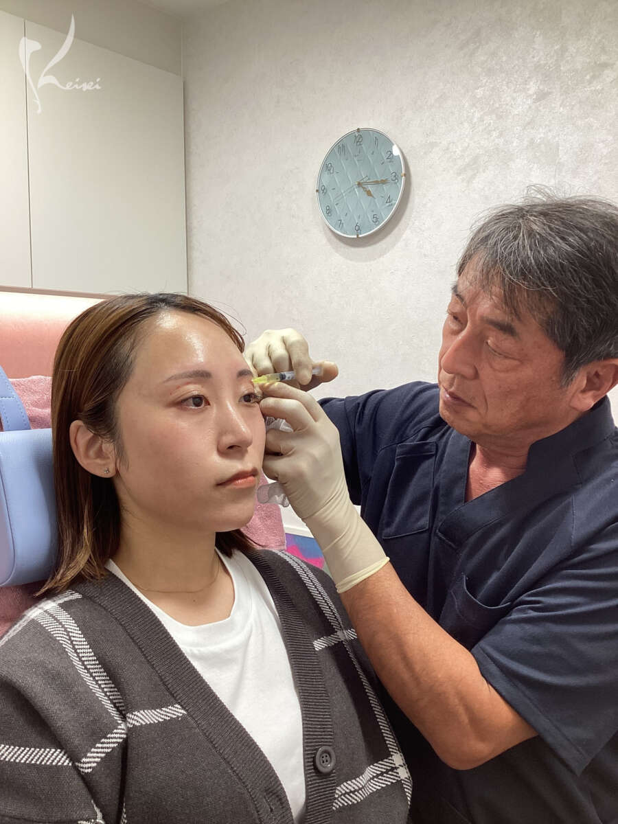 注入している様子